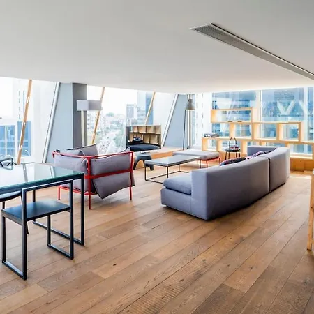 The Loft Penthouse In The Heart Of Center דירה